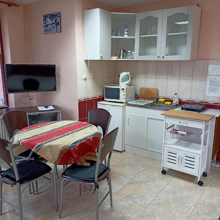Livia Apartman Bük 外观 照片